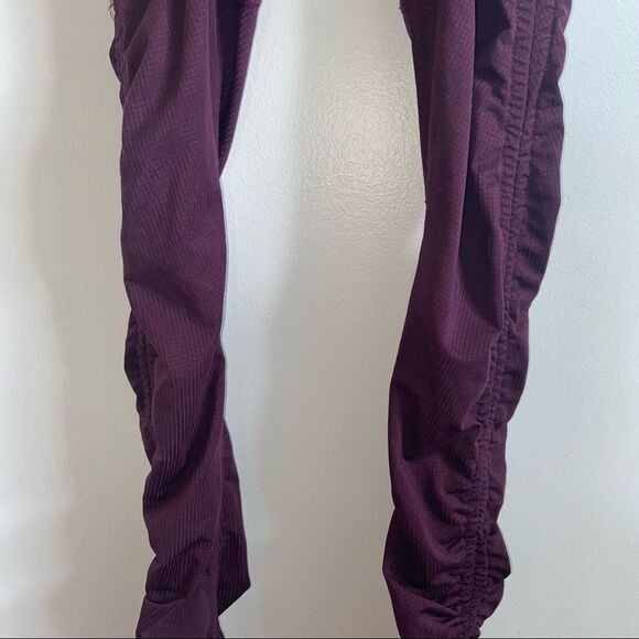 Fabletics - Cashel Foldover PureLuxe Legging - Picture 7 of 14